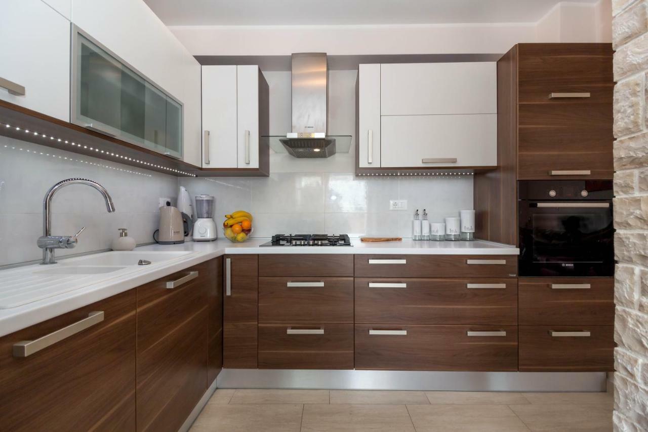 Luxury Apartment Sea プーラ エクステリア 写真