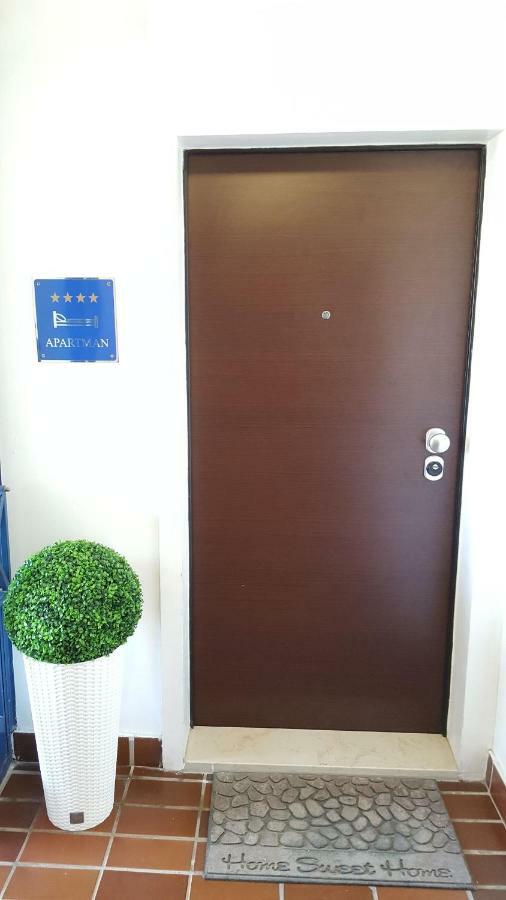 Luxury Apartment Sea プーラ エクステリア 写真